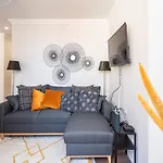Akicity Santos Lush