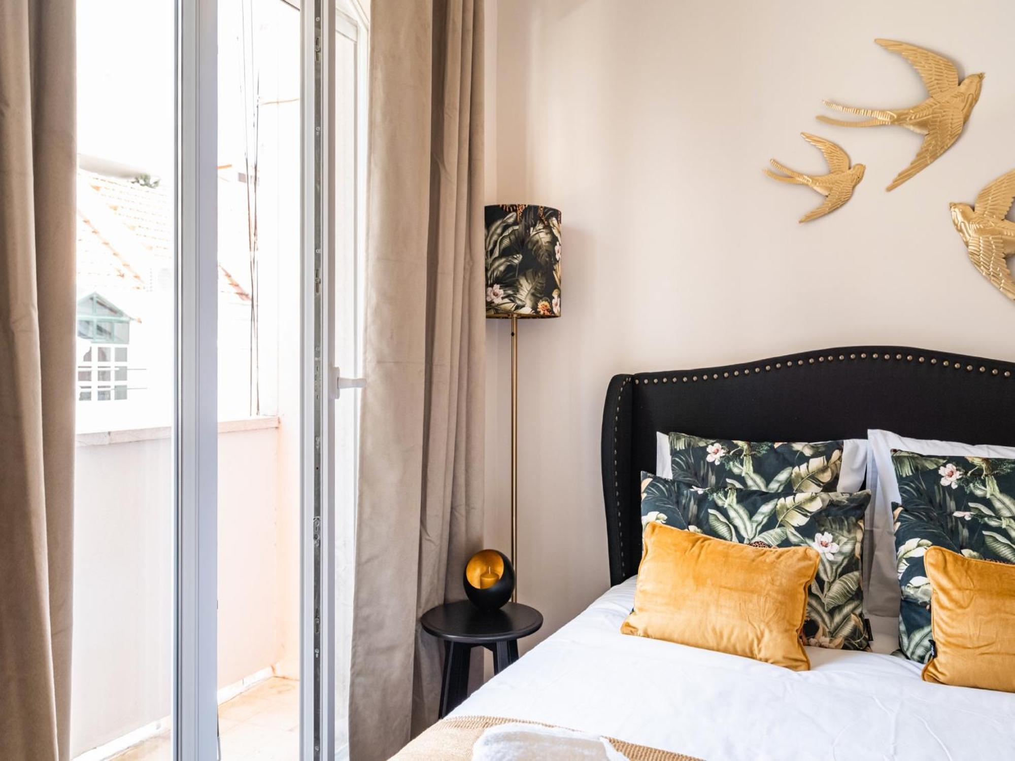 Akicity Santos Lush Apartment Lisbon
